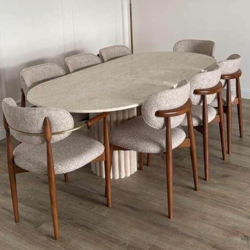 طاولة الترافرتين